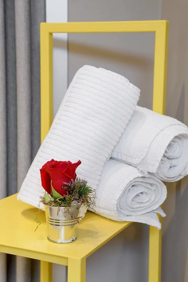 Anjoy&Bleev Rooms Rho Italy