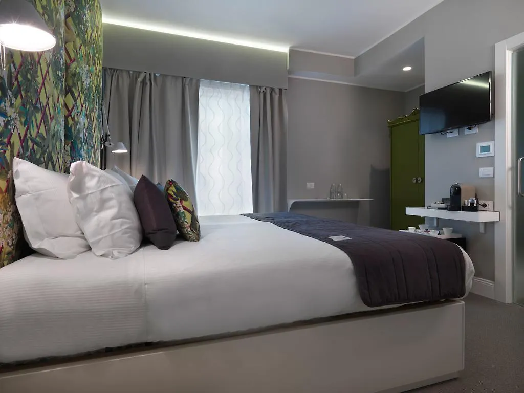Anjoy&Bleev Rooms Rho Bed & Breakfast